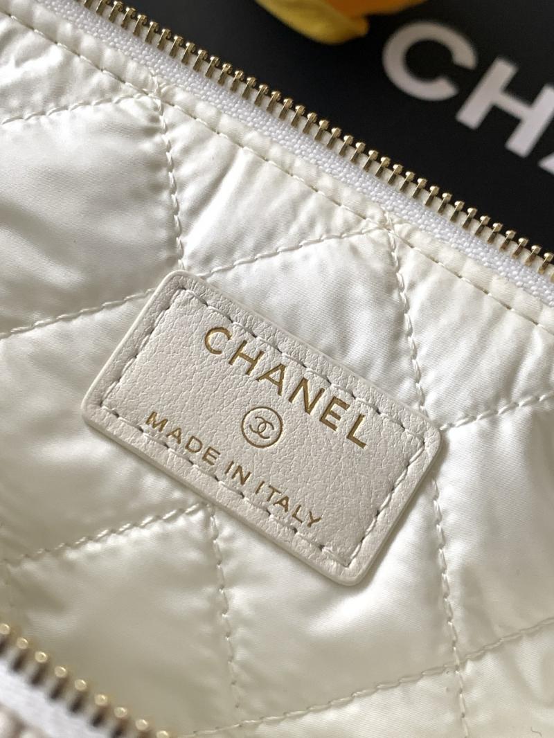 Chanel Zipped Case Beige AP4989