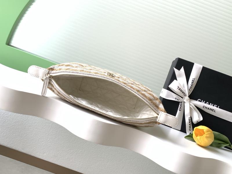 Chanel Zipped Case Beige AP4990