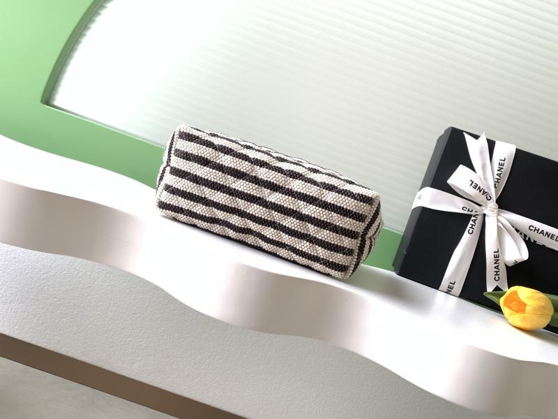 Chanel Zipped Case Black AP4989