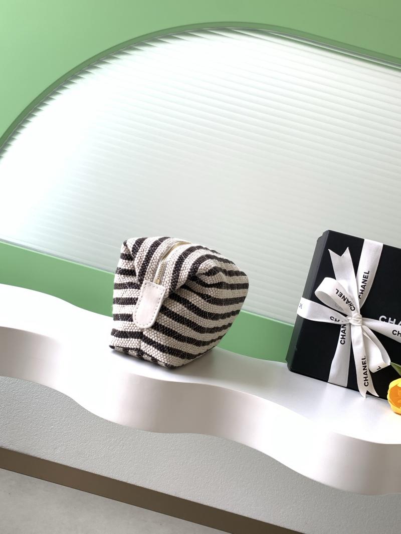 Chanel Zipped Case Black AP4990