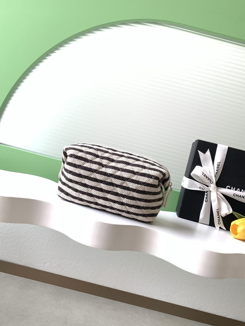 Chanel Zipped Case Black AP4990