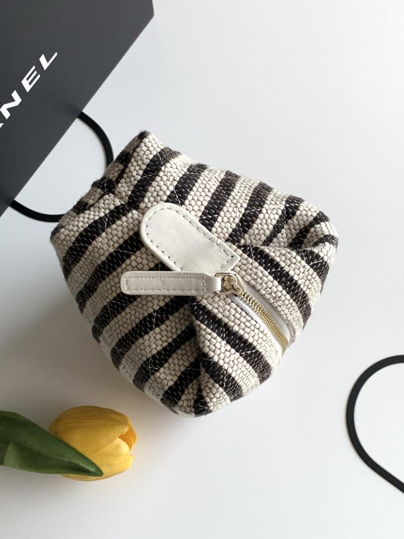 Chanel Zipped Case Black AP4990