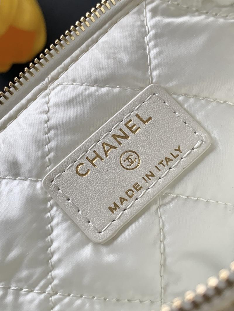 Chanel Zipped Case Blue AP4989