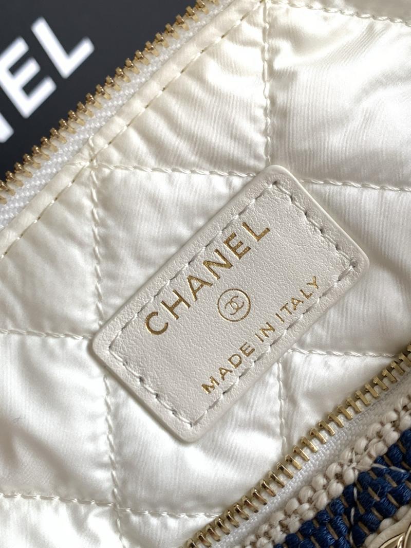 Chanel Zipped Case Blue AP4990