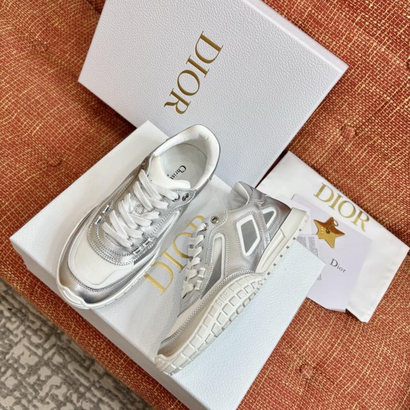 Dior Sneakers LFS122812