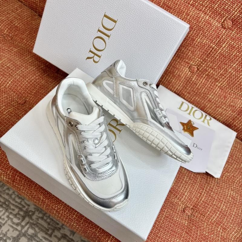 Dior Sneakers LFS122812