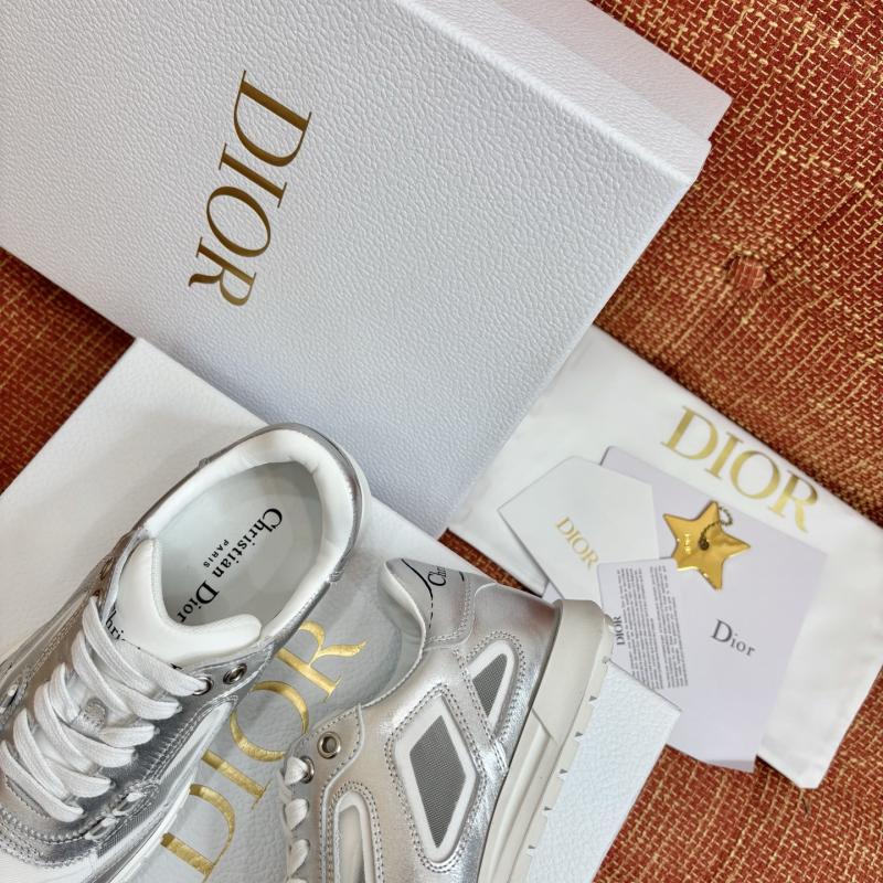 Dior Sneakers LFS122812