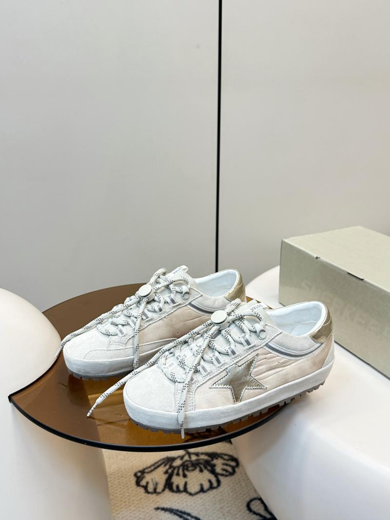 Golden Goose Sneakers DGS11701