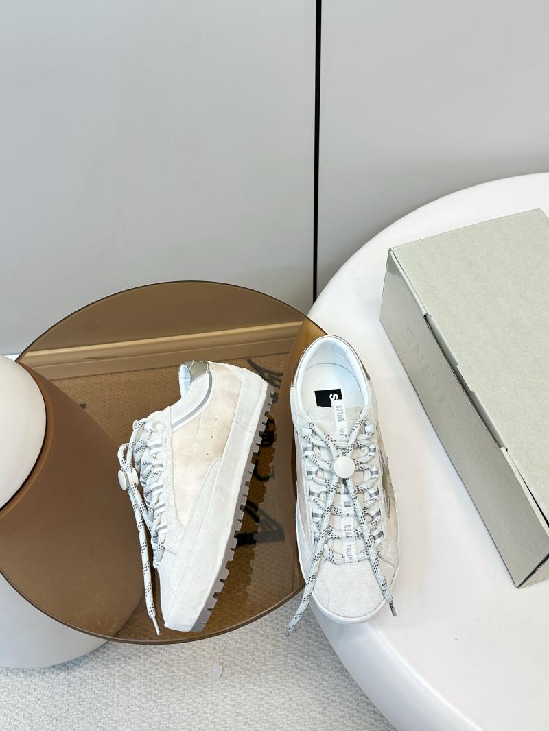 Golden Goose Sneakers DGS11701