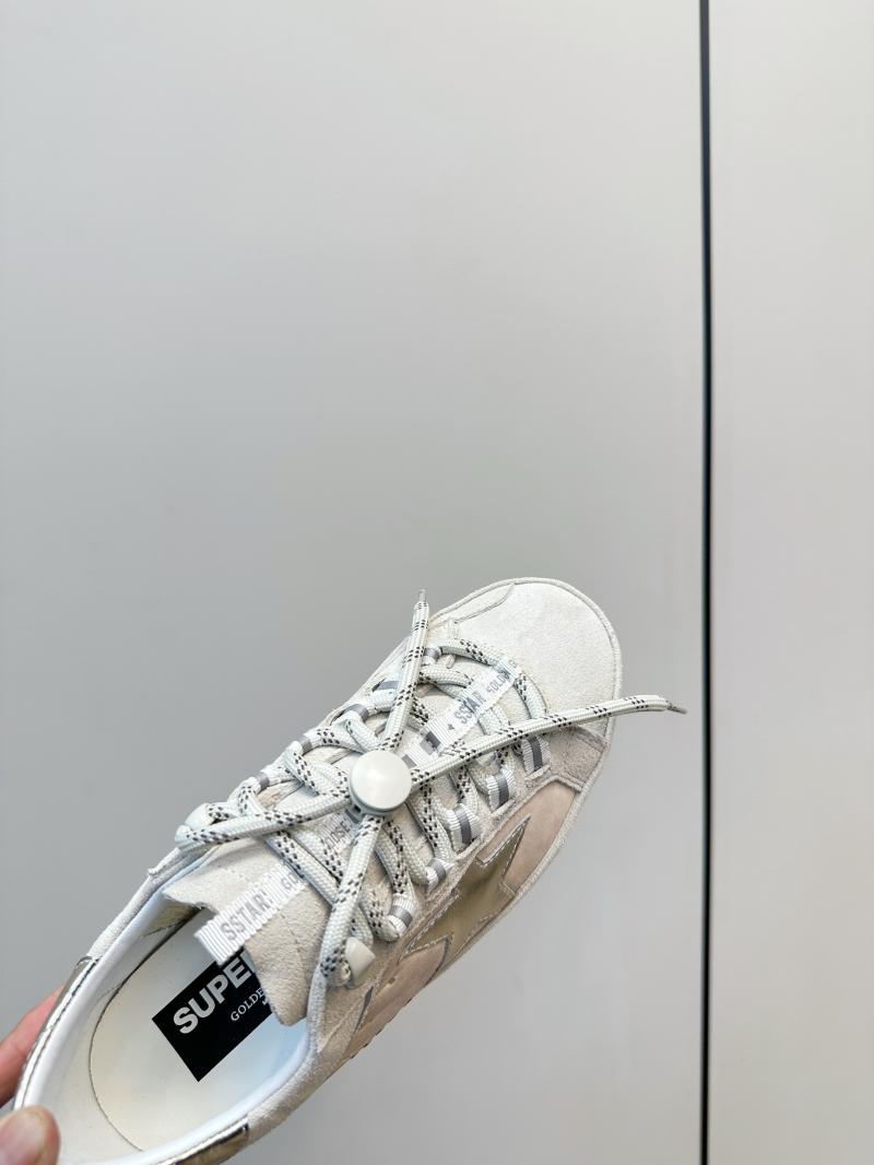 Golden Goose Sneakers DGS11701