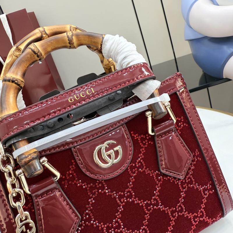Gucci Diana crystals small tote bag ‎Red 675800