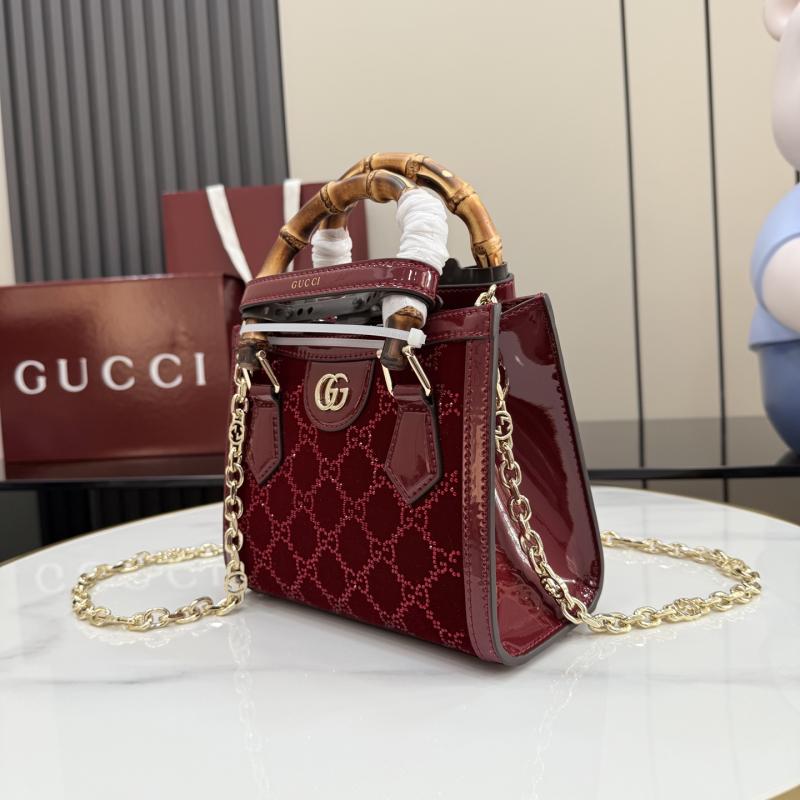 Gucci Diana crystals small tote bag ‎Red 675800