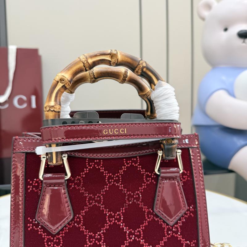 Gucci Diana crystals small tote bag ‎Red 675800