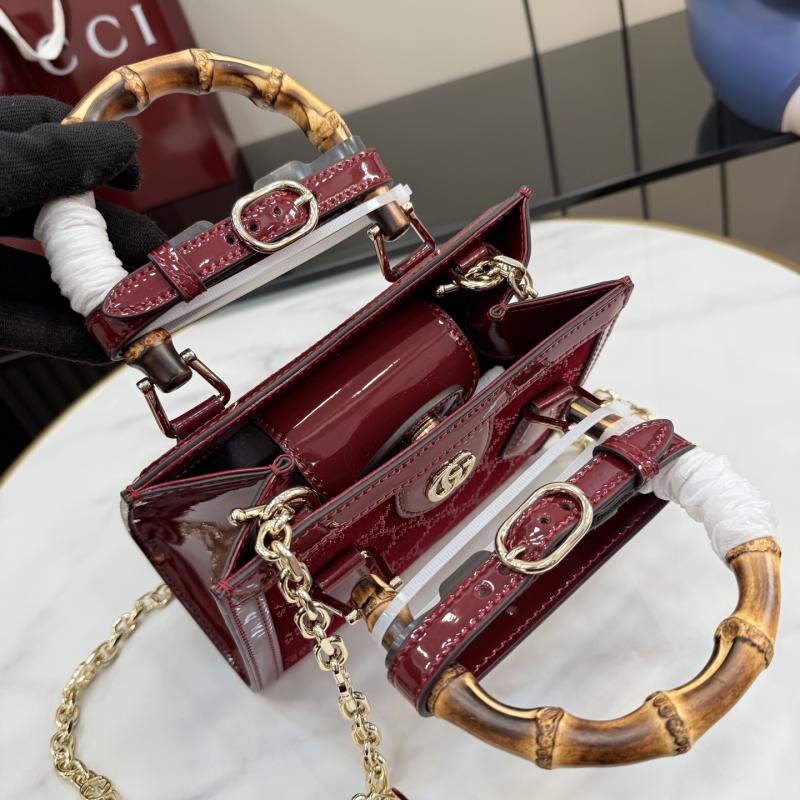 Gucci Diana crystals small tote bag ‎Red 675800