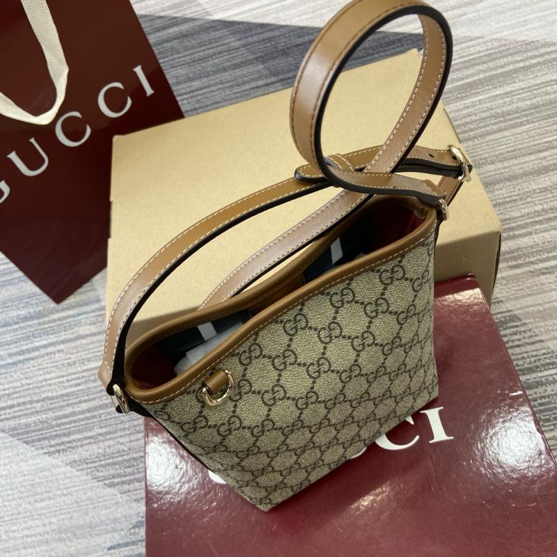 Gucci GG Emblem nano bucket bag Brown 847090