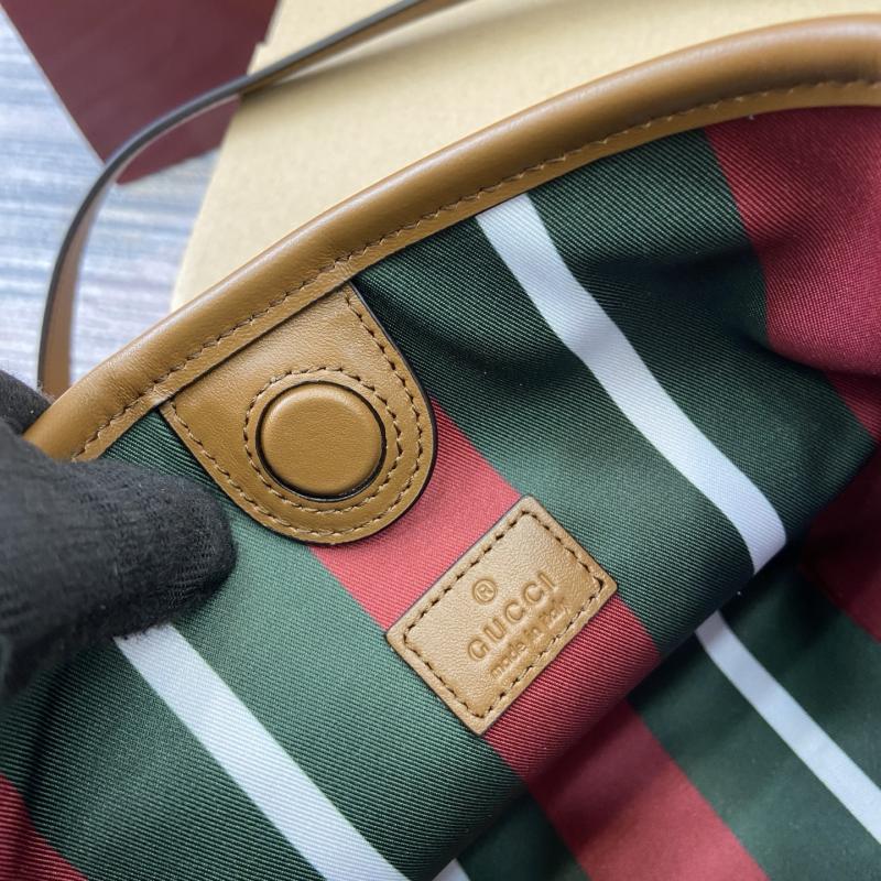 Gucci GG Emblem nano bucket bag Brown 847090