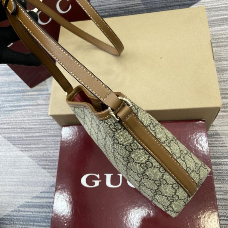 Gucci GG Emblem nano bucket bag Brown 847090