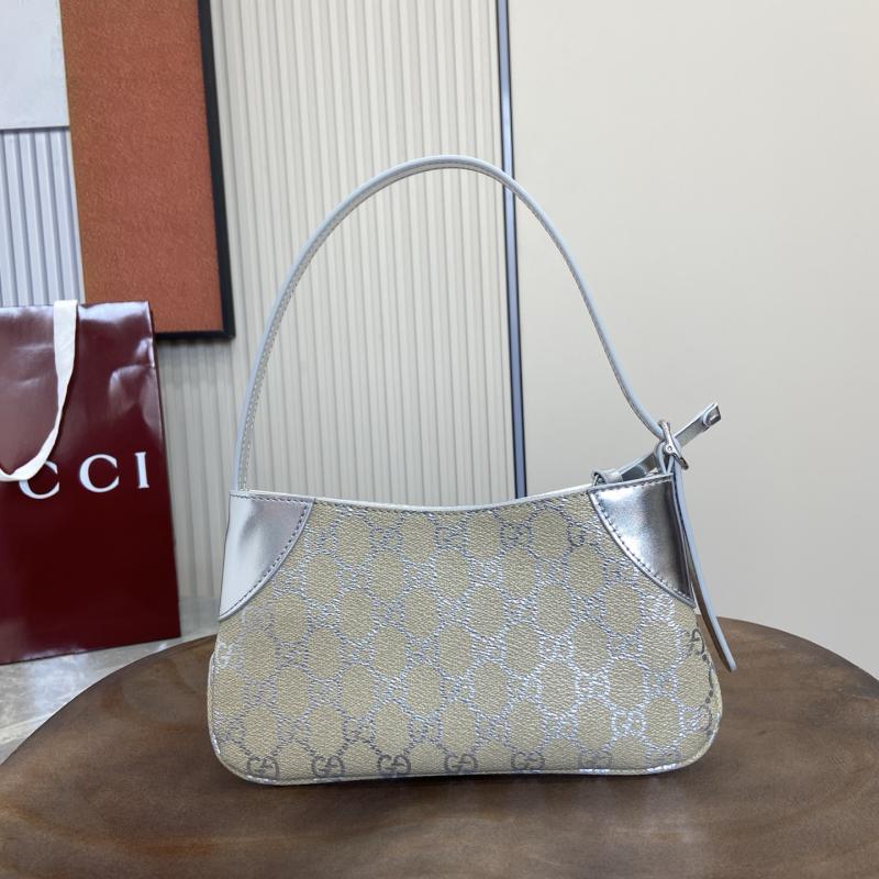 Gucci GG Emblem small shoulder bag Silver 820696