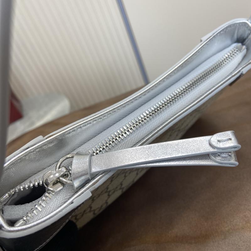 Gucci GG Emblem small shoulder bag Silver 820696