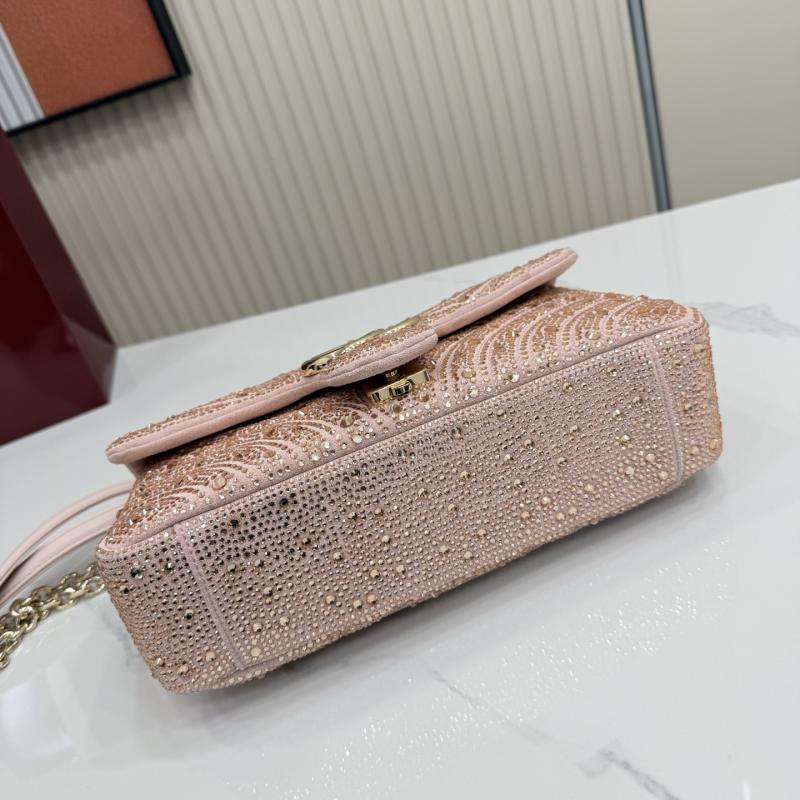 Gucci GG Marmont crystals Medium bag Pink 837267
