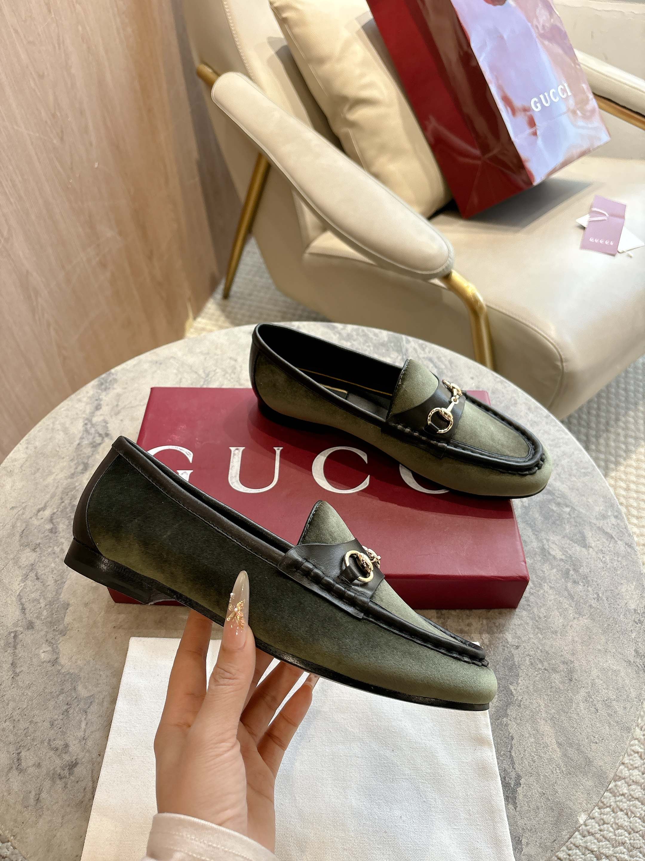 Gucci Loafers DGL122801