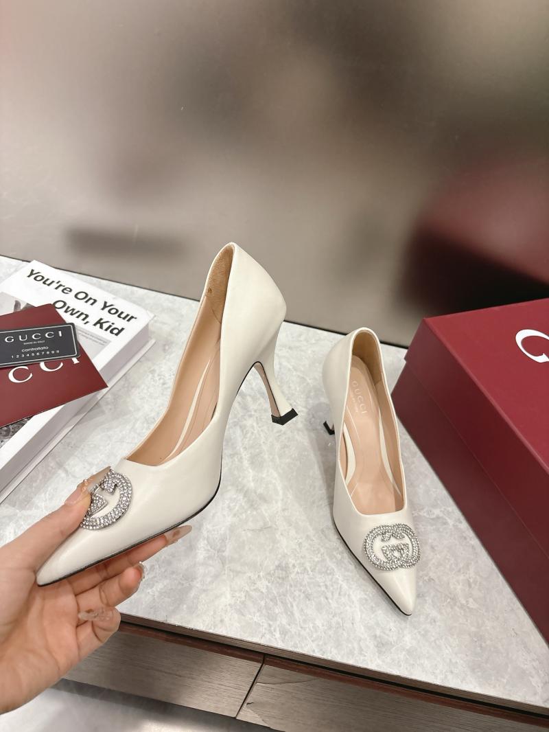 Gucci Pumps DGL122802
