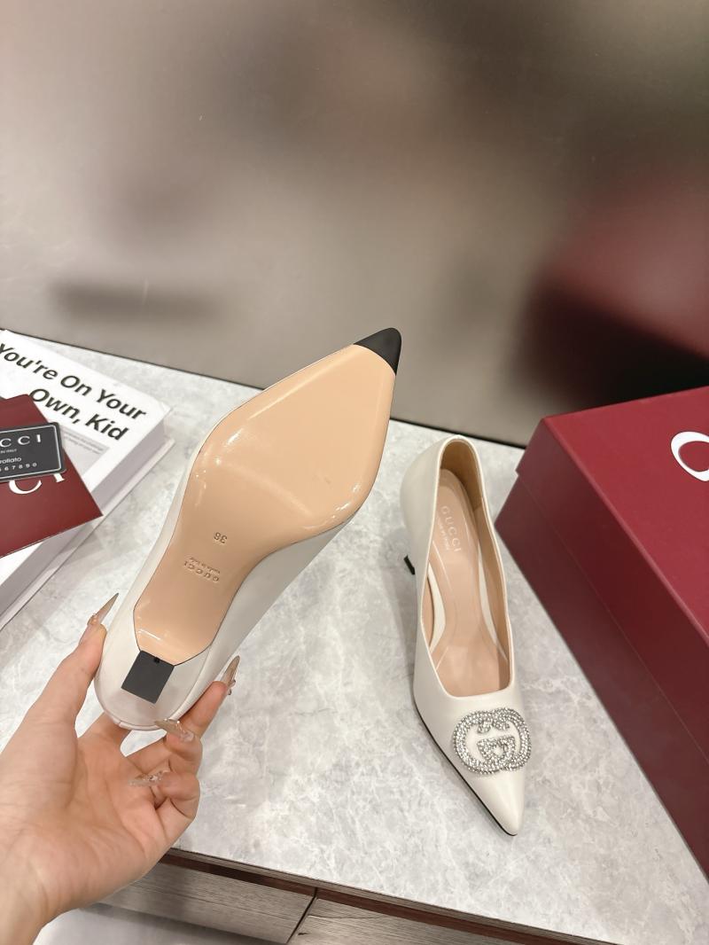 Gucci Pumps DGL122802
