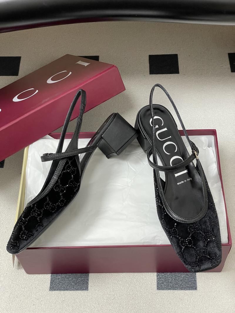 Gucci Pumps DGP11305