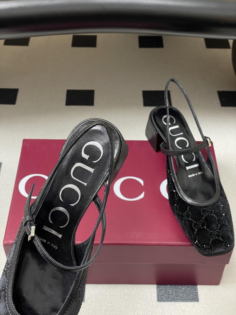 Gucci Pumps DGP11305