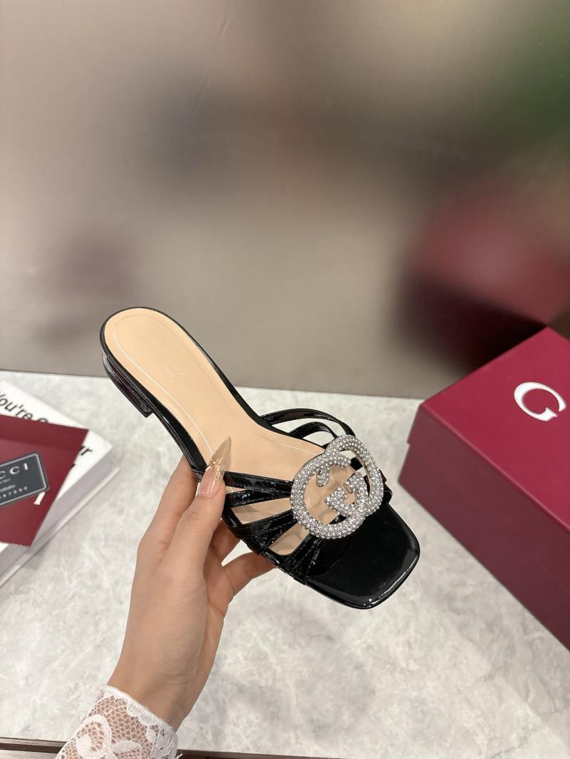 Gucci Sandals DGL122810
