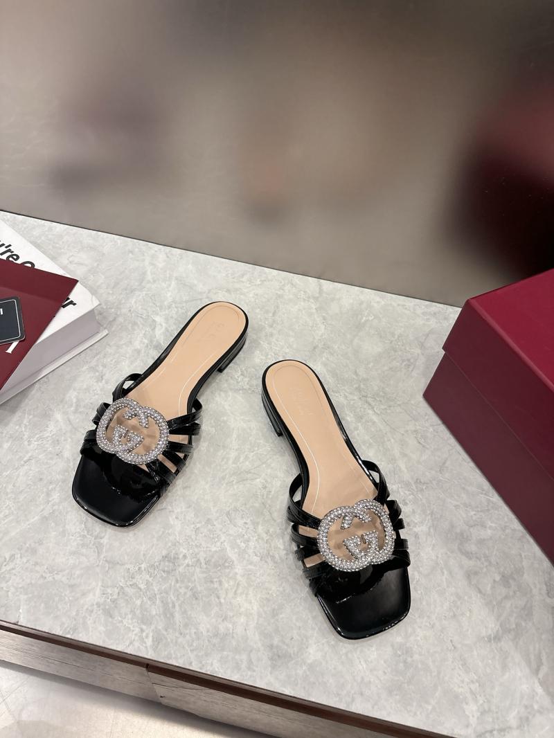 Gucci Sandals DGL122810