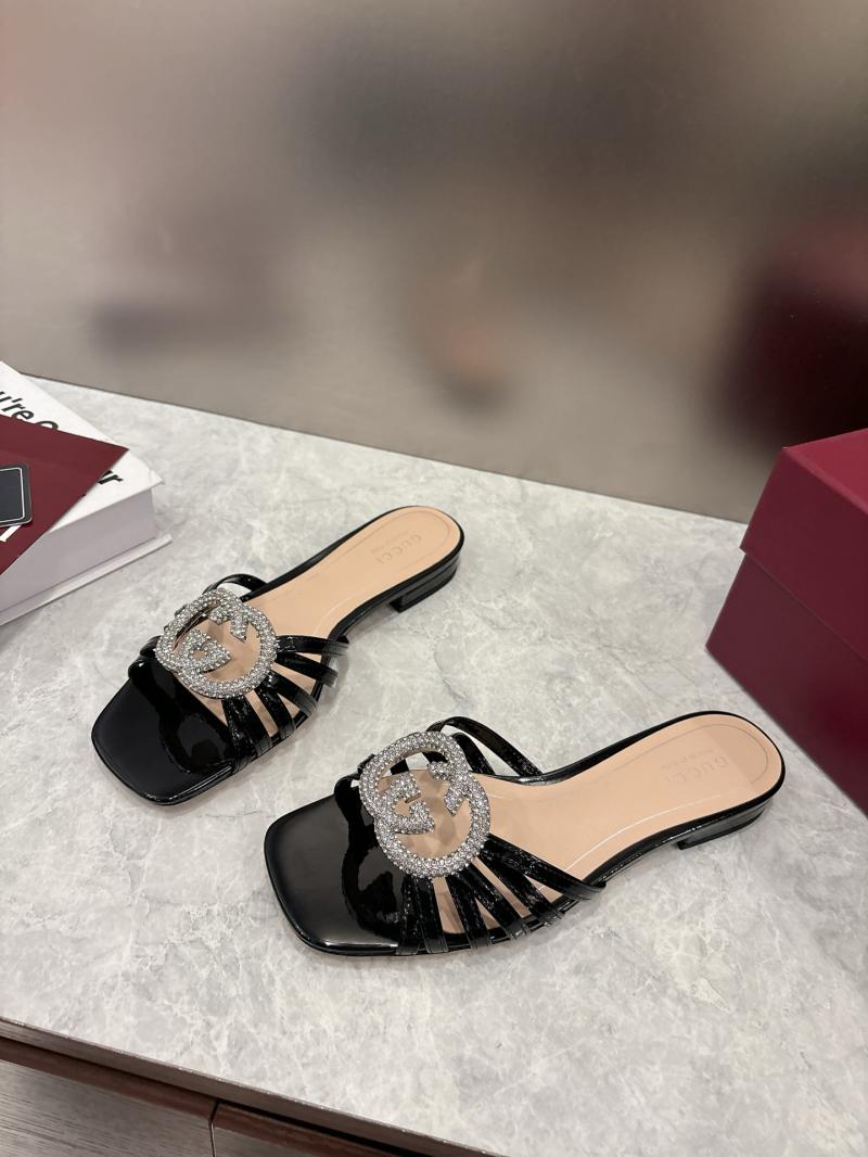 Gucci Sandals DGL122810