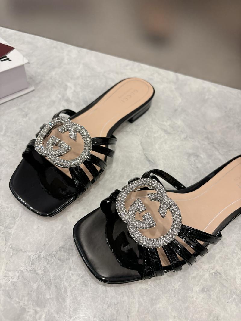 Gucci Sandals DGL122810