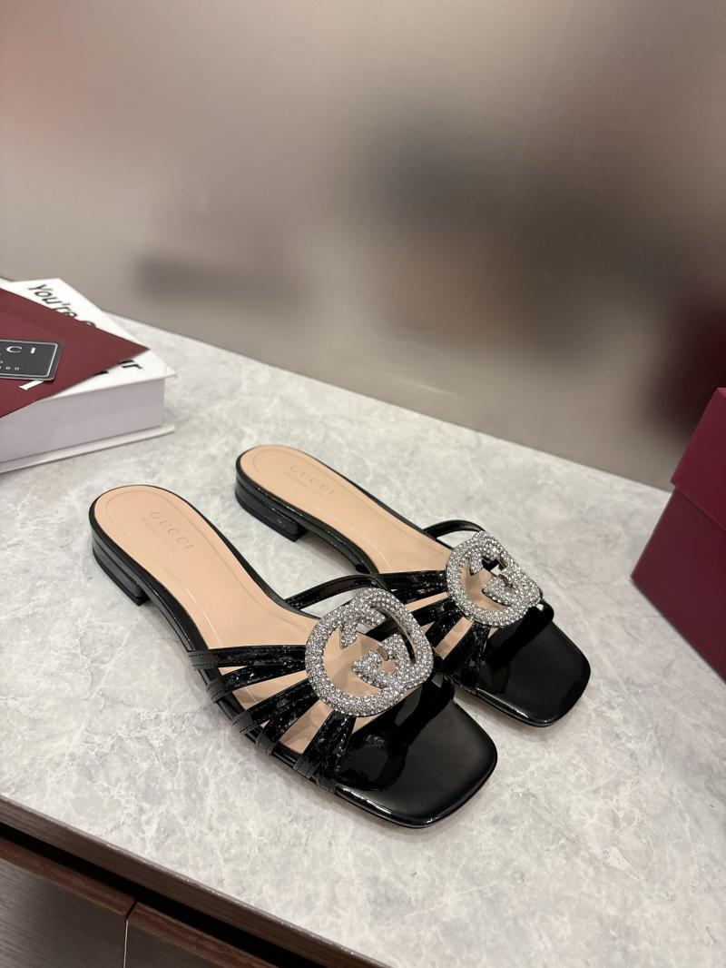 Gucci Sandals DGL122810
