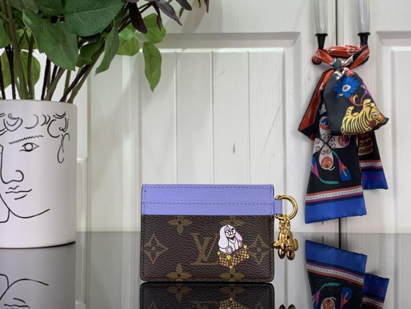 LV Charms Card Holder M15324