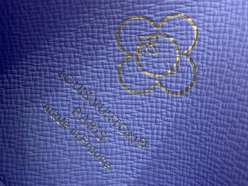 LV Charms Card Holder M15324