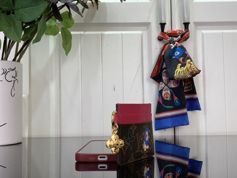 LV Charms Card Holder M15332