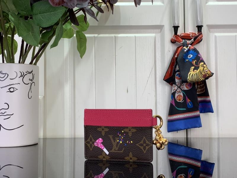 LV Charms Card Holder M15332