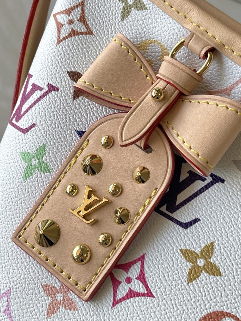 LV x TM CarryAll East West M27578