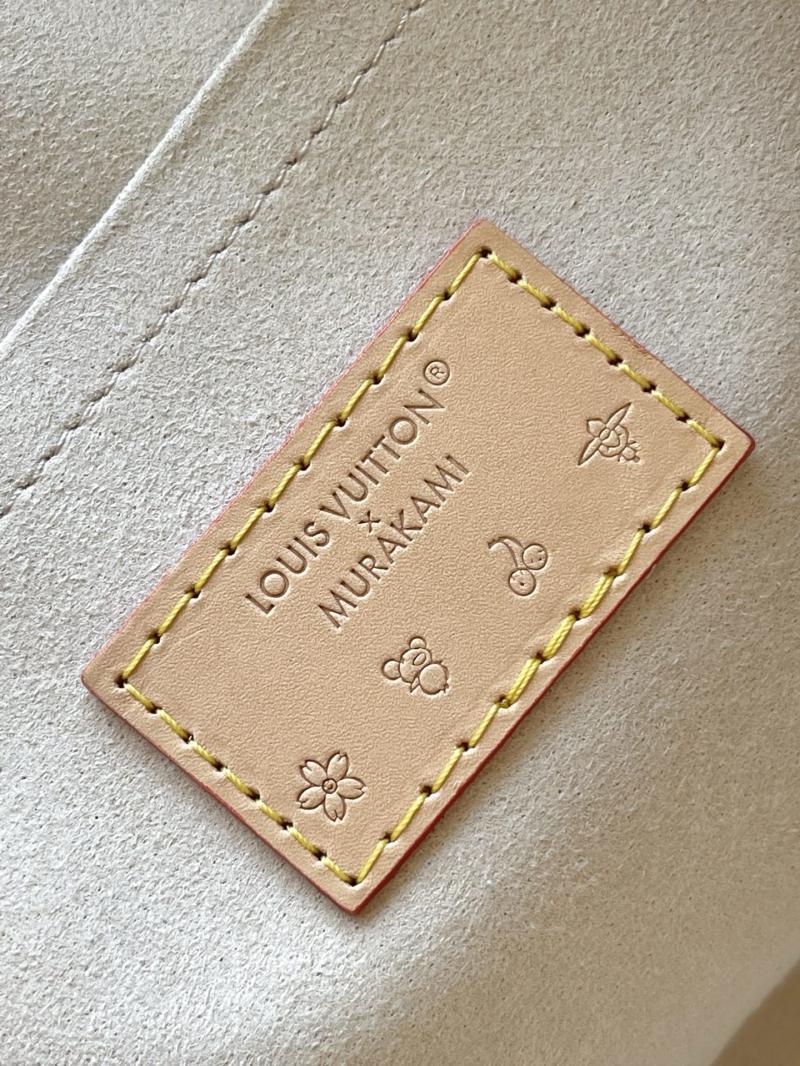 LV x TM CarryAll East West M27578