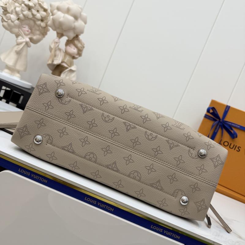 Louis Vuitton Boundless M13180