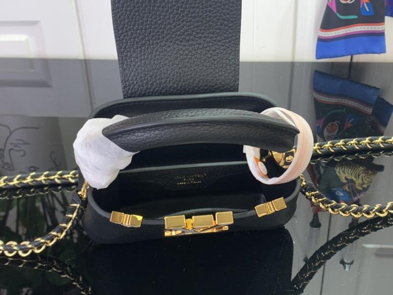 Louis Vuitton Capucines Nano M10166