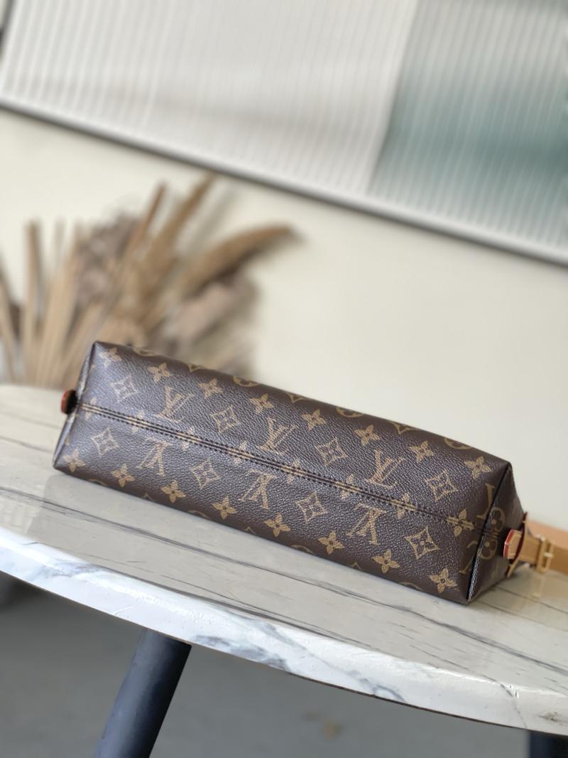 Louis Vuitton CarryAll East West M28101