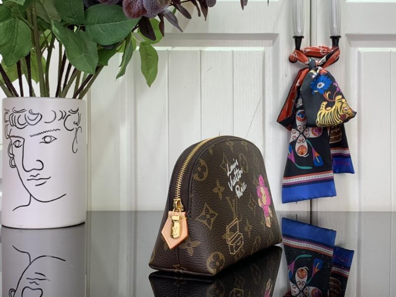 Louis Vuitton Cosmetic Pouch PM M15359