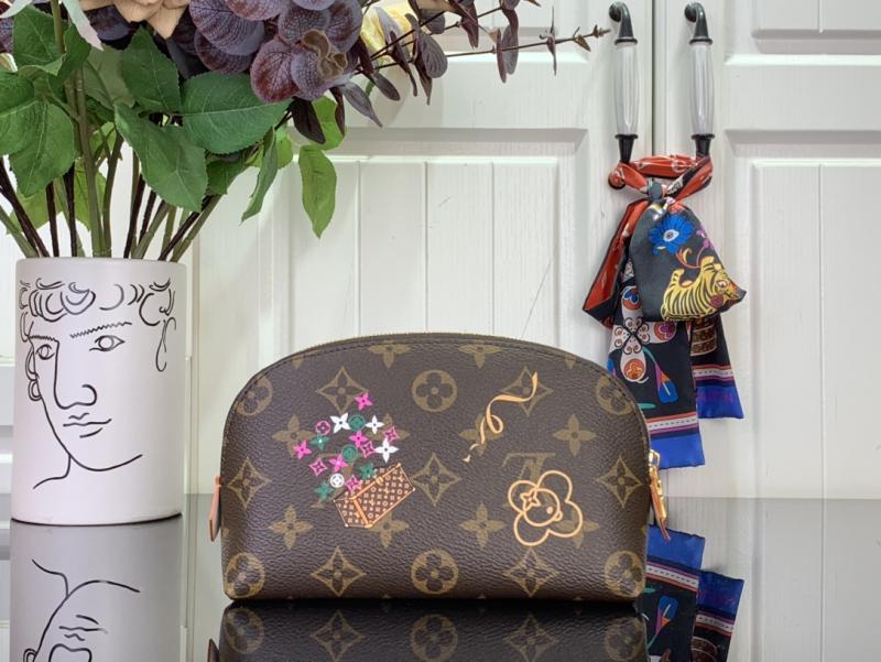 Louis Vuitton Cosmetic Pouch PM M15359