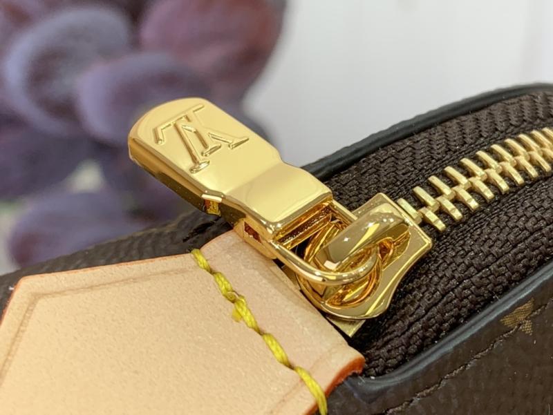 Louis Vuitton Cosmetic Pouch PM M15359