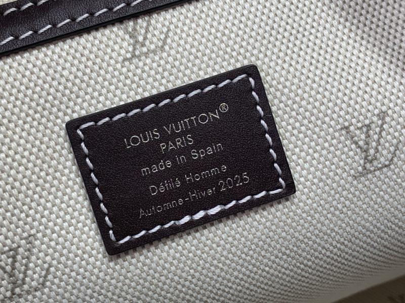 Louis Vuitton Keepall Bandouliere 50 M26127