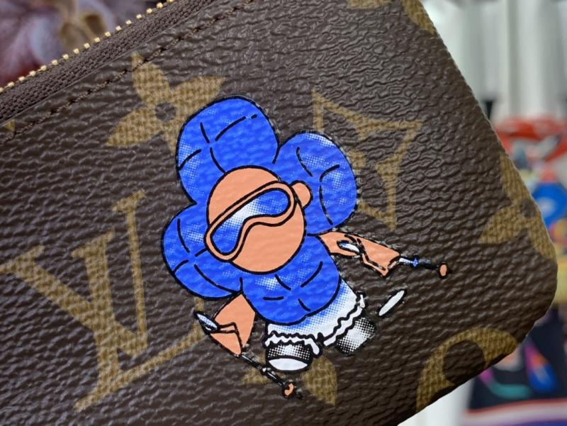 Louis Vuitton Key Pouch M15341