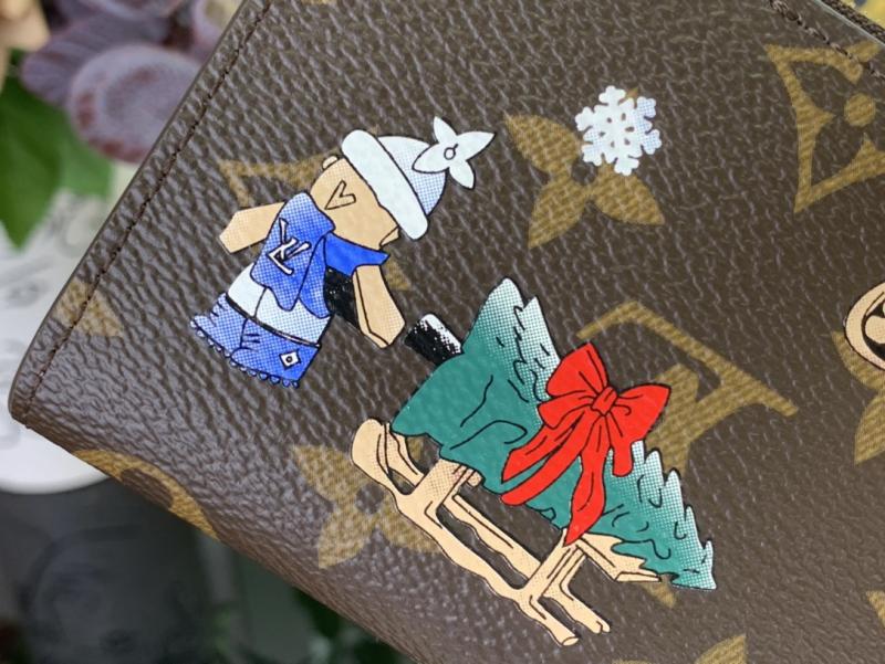 Louis Vuitton Lisa Wallet M15334