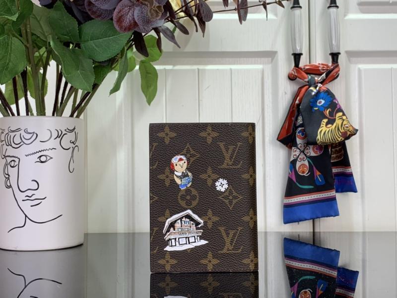 Louis Vuitton Passport Cover M15320
